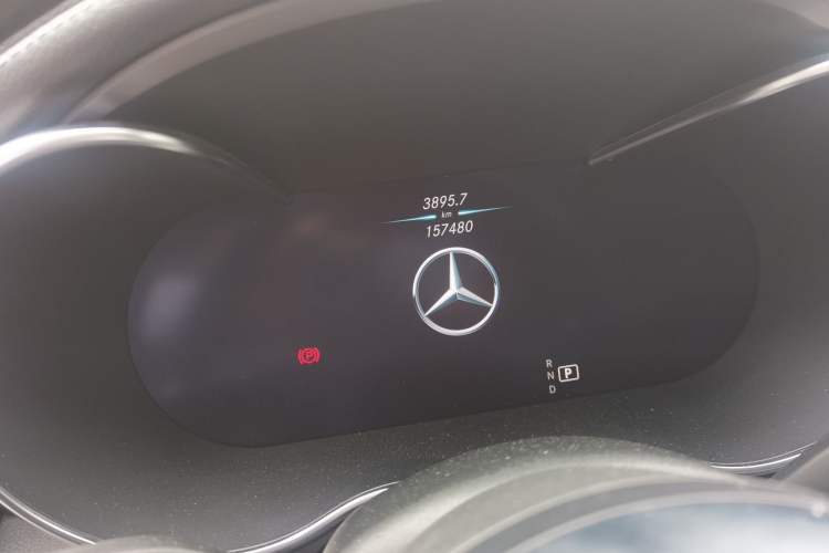 Used Mercedes-Benz C-Class 2020 C 200 L Fashion Edition Sport Version Odometer Close Up
