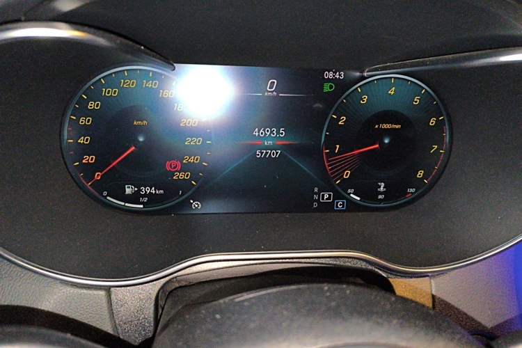 Used Mercedes-Benz C-Class 2020 Restyled C 200 L Fashion Edition Sport Version Odometer Close Up