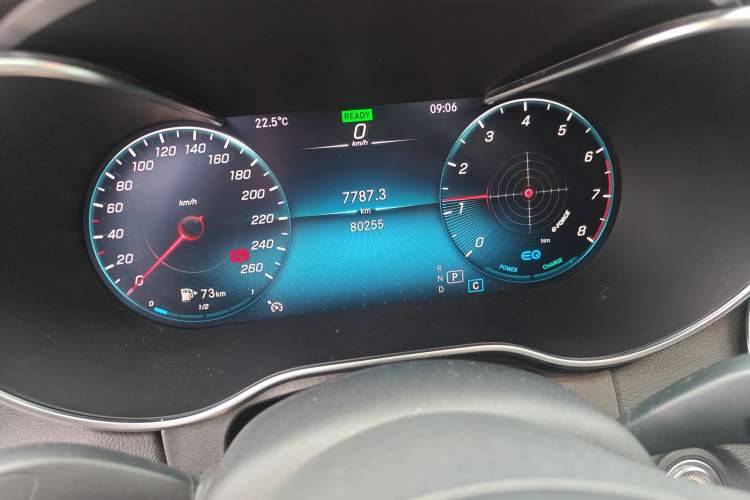 Used Mercedes-Benz C-Class 2020 C 260 L Sport Edition Odometer Close Up