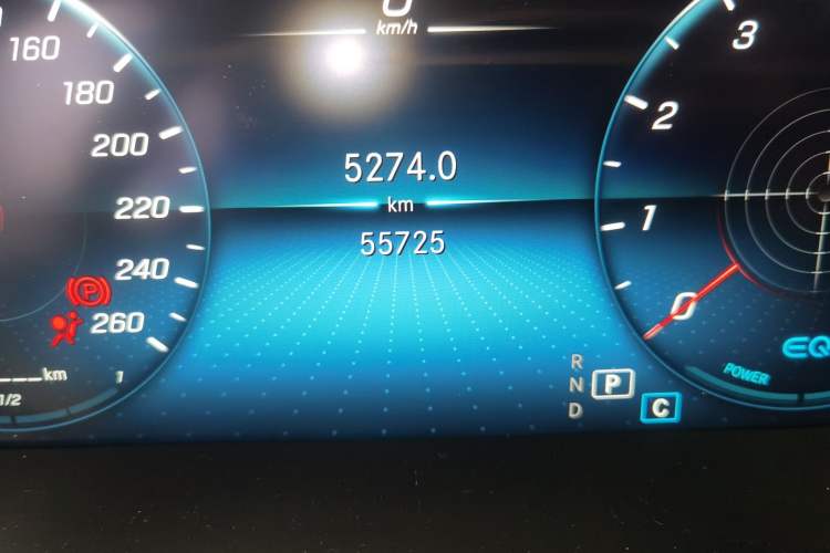Used Mercedes-Benz C-Class 2020 C 260 Coupe Odometer Close Up