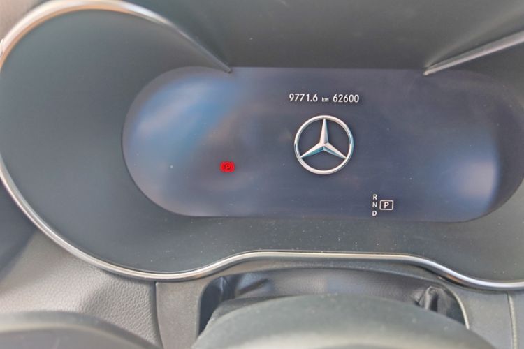 Used Mercedes-Benz C-Class 2020 C 260 L Sport Edition Odometer Close Up