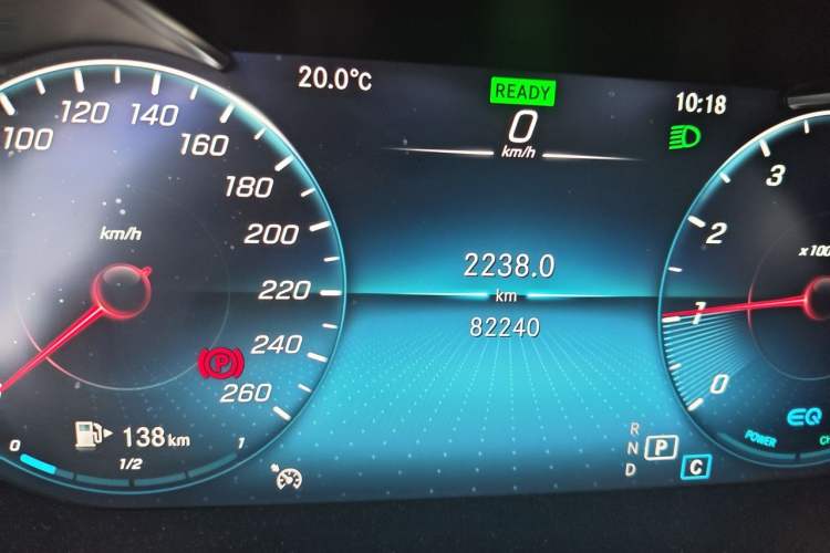 Used Mercedes-Benz C-Class 2020 Restyled C 260 L Sport Edition Odometer Close Up