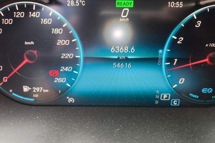 Used Mercedes-Benz C-Class 2020 C 260 Coupe Odometer Close Up