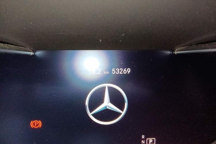 Used Mercedes-Benz C-Class 2020 Restyled C 260 L Sport Edition Odometer Close Up