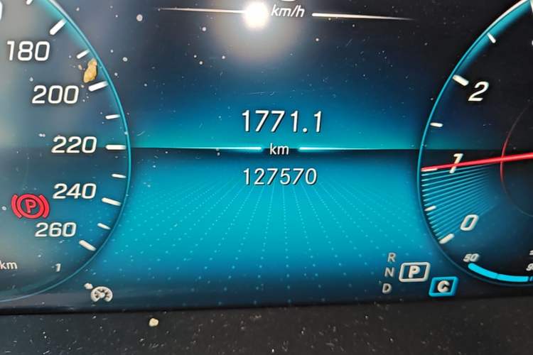 Used Mercedes-Benz C-Class 2020 Restyled C 200 L Dynamic Sports Edition Odometer Close Up