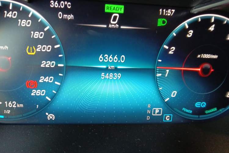 Used Mercedes-Benz C-Class 2020 C 260 Coupe Odometer Close Up