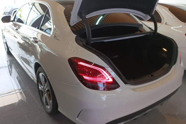 Used Mercedes-Benz C-Class 2020 Restyled C 260 L Sport Edition Rear Left 45 Deg