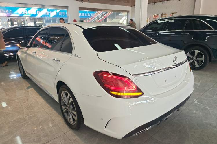 Used Mercedes-Benz C-Class 2020 Restyled C 200 L Fashion Edition Sport Version Rear Left 45 Deg