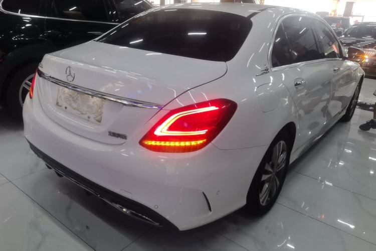 Used Mercedes-Benz C-Class 2020 Restyled C 200 L Fashion Edition Sport Version Rear Right 45 Deg