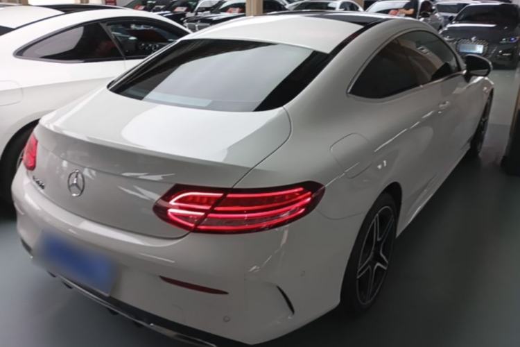 Used Mercedes-Benz C-Class 2020 C 260 Coupe Rear Right 45 Deg