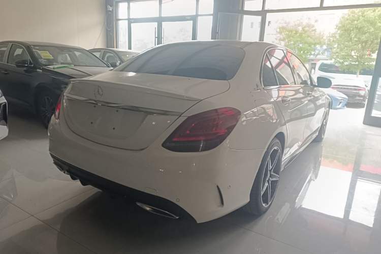 Used Mercedes-Benz C-Class 2020 Restyled C 260 Sport Edition Rear Right 45 Deg