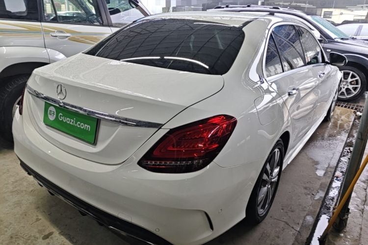Used Mercedes-Benz C-Class 2020 C 200 L Fashion Edition Sport Version Rear Right 45 Deg