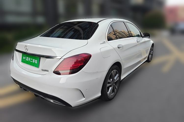 Used Mercedes-Benz C-Class 2020 C 200 L Fashion Model Rear Right 45 Deg