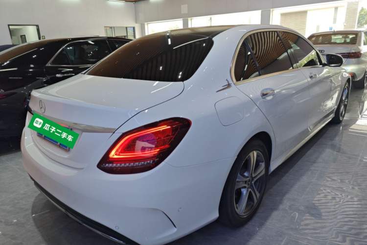 Used Mercedes-Benz C-Class 2020 Restyled C 260 L Sport Edition Rear Right 45 Deg