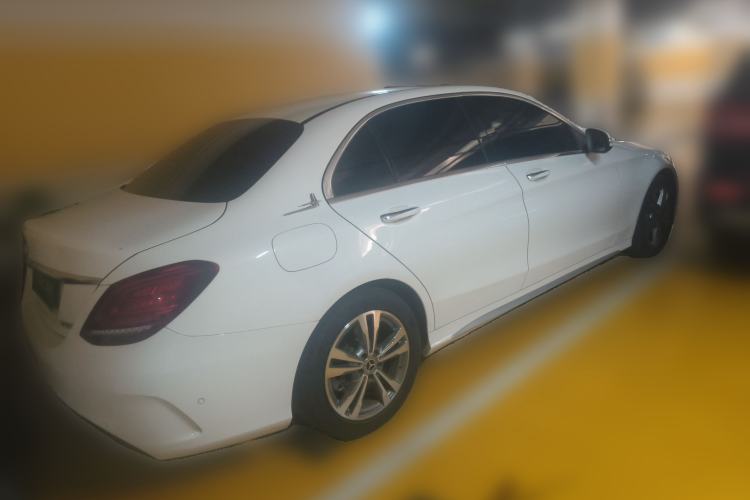 Used Mercedes-Benz C-Class 2020 C 200 L Fashion Edition Sport Version Rear Right 45 Deg