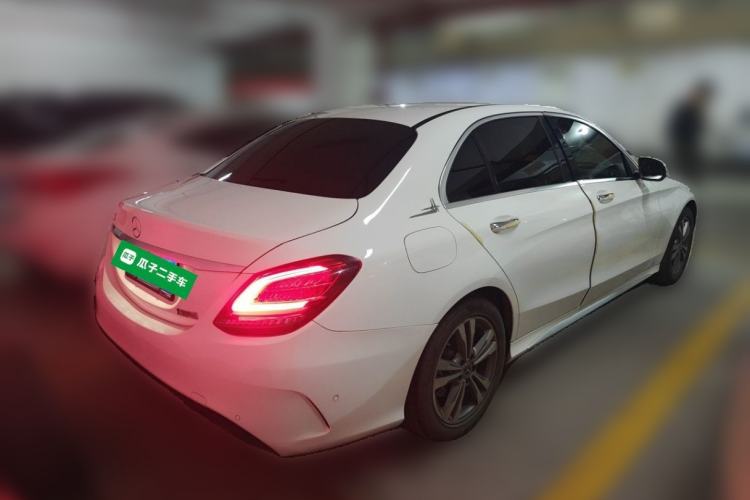 Used Mercedes-Benz C-Class 2020 Updated C 200 L Fashion Edition Rear Right 45 Deg