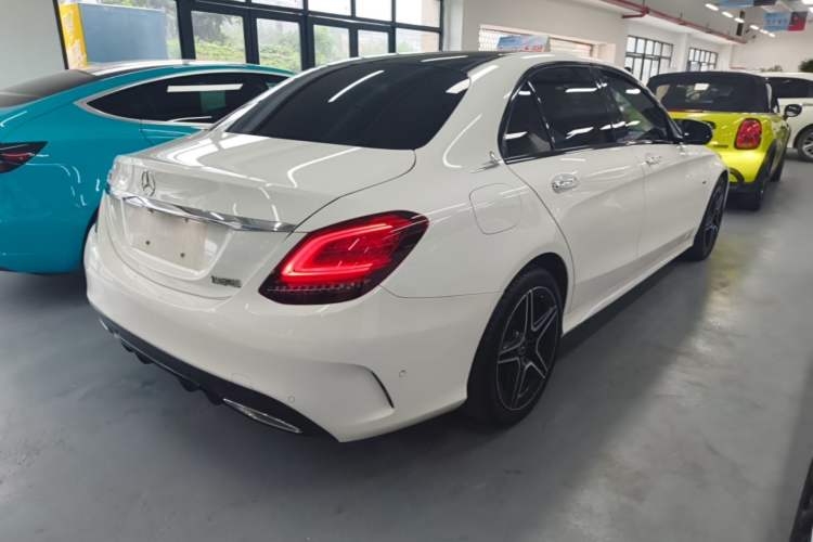 Used Mercedes-Benz C-Class 2020 Restyled C 260 L Sport Edition Rear Right 45 Deg