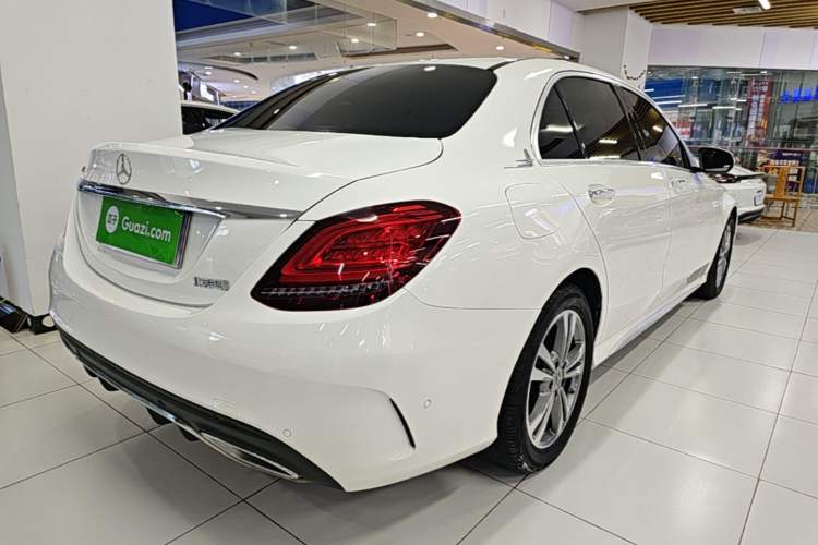 Used Mercedes-Benz C-Class 2020 Restyled C 200 L Fashion Edition Sport Version Rear Right 45 Deg