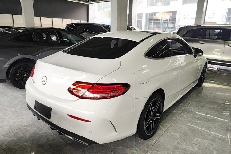 Used Mercedes-Benz C-Class 2020 C 260 Coupe Rear Right 45 Deg