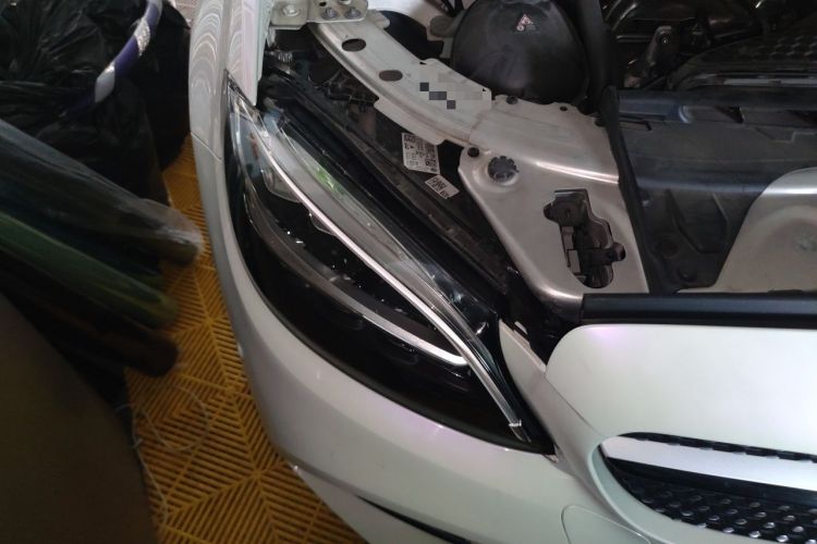 Used Mercedes-Benz C-Class 2020 Restyled C 260 L Sport Edition Right Front Headlight