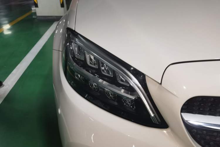 Used Mercedes-Benz C-Class 2020 Restyled C 260 L Sport Edition Right Front Headlight