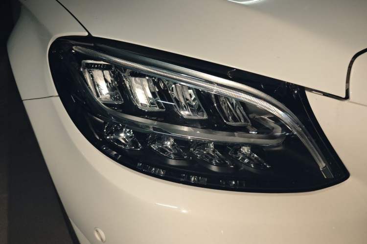 Used Mercedes-Benz C-Class 2020 Restyled C 260 L Sport Edition Right Front Headlight