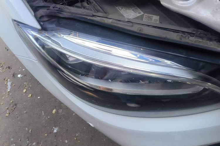 Used Mercedes-Benz C-Class 2020 Restyled C 260 L Sport Edition Right Front Headlight