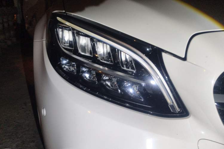 Used Mercedes-Benz C-Class 2020 C 260 Coupe Right Front Headlight