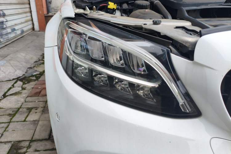 Used Mercedes-Benz C-Class 2020 C 260 L Sport Edition Right Front Headlight