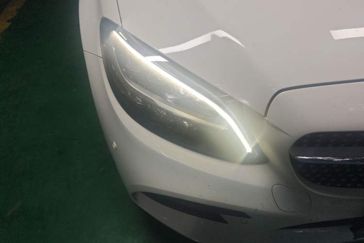 Used Mercedes-Benz C-Class 2020 Restyled C 260 L Sport Edition Right Front Headlight