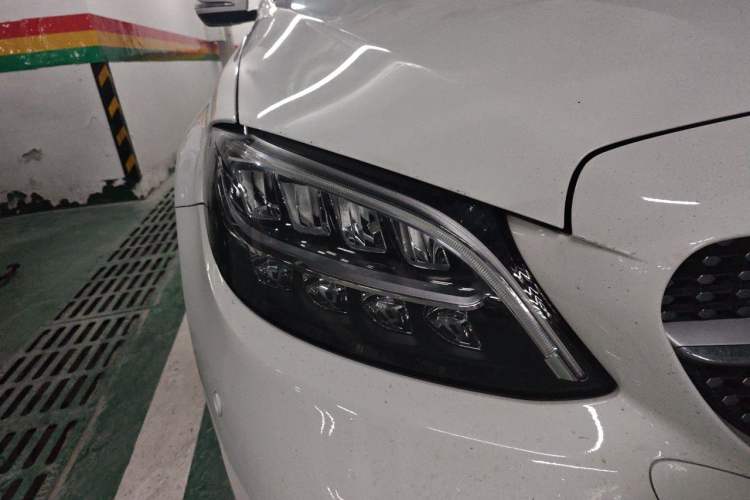 Used Mercedes-Benz C-Class 2020 Restyled C 200 L Fashion Edition Sport Version Right Front Headlight
