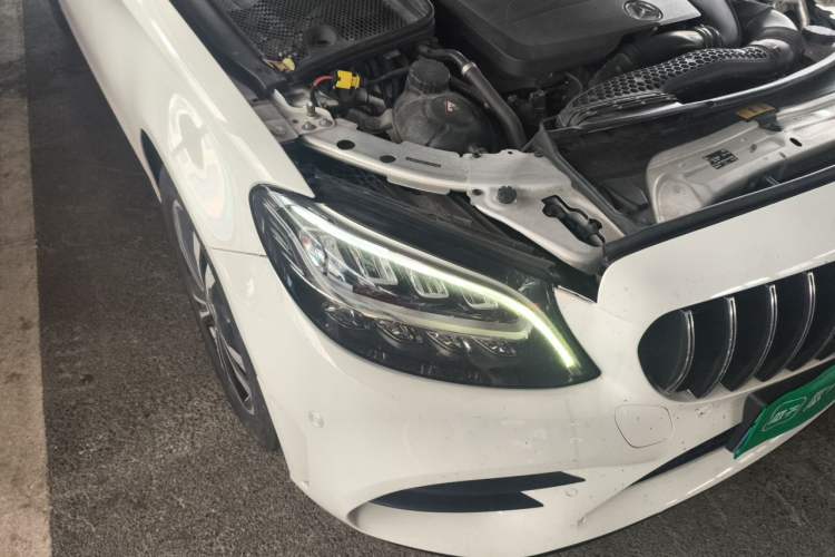 Used Mercedes-Benz C-Class 2020 C 260 Sport Edition Right Front Headlight