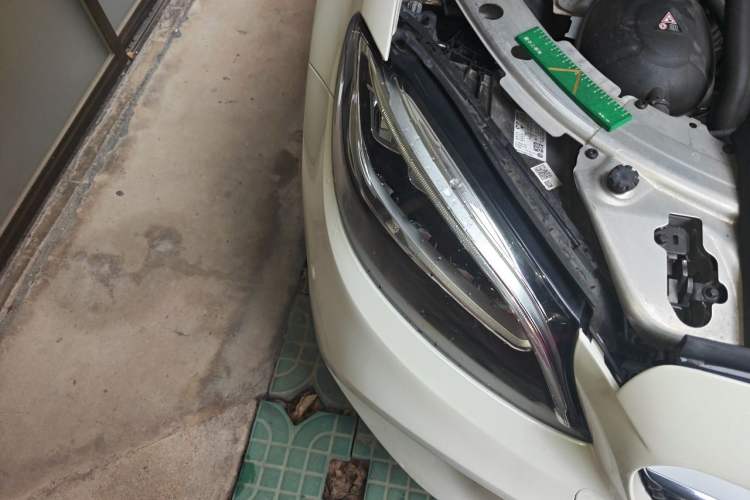 Used Mercedes-Benz C-Class 2020 C 260 L Sport Edition Right Front Headlight