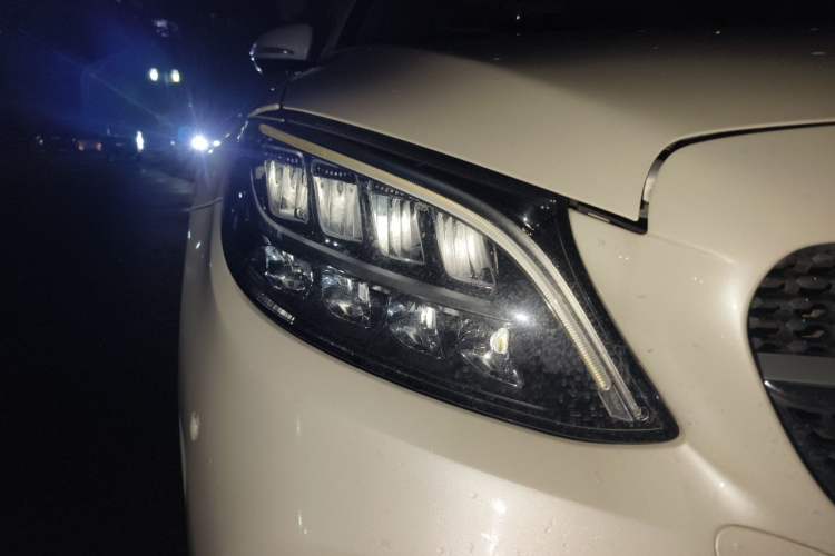 Used Mercedes-Benz C-Class 2020 C 260 L Sport Edition Right Front Headlight