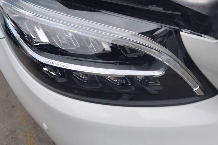 Used Mercedes-Benz C-Class 2020 Restyled C 260 Sport Edition Right Front Headlight