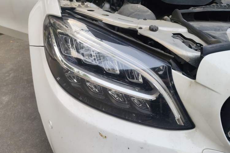 Used Mercedes-Benz C-Class 2020 Updated C 200 L Fashion Edition Right Front Headlight