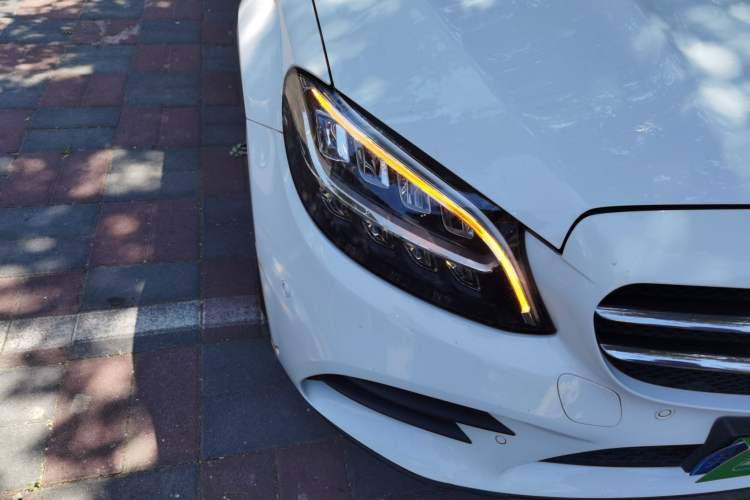 Used Mercedes-Benz C-Class 2020 C 260 Sport Edition Right Front Headlight