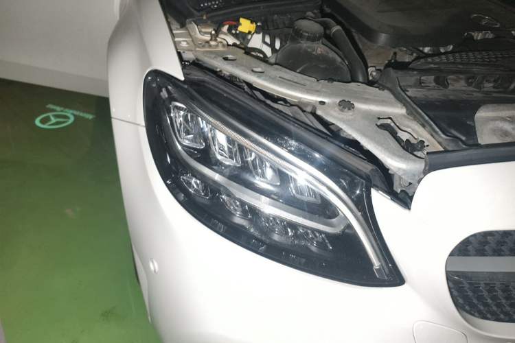 Used Mercedes-Benz C-Class 2020 Restyled C 260 L Sport Edition Right Front Headlight