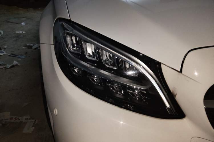 Used Mercedes-Benz C-Class 2020 Restyled C 200 L Fashion Edition Sport Version Right Front Headlight