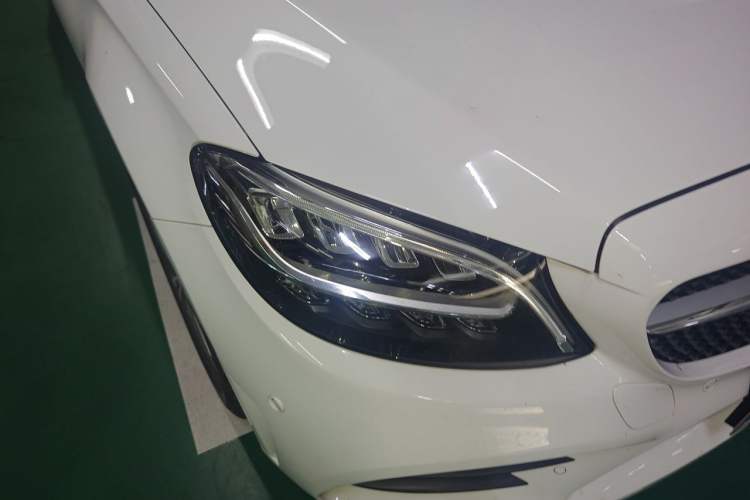 Used Mercedes-Benz C-Class 2020 Restyled C 200 L Fashion Edition Sport Version Right Front Headlight