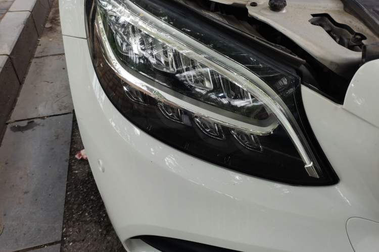 Used Mercedes-Benz C-Class 2020 C 260 L Sport Edition Right Front Headlight