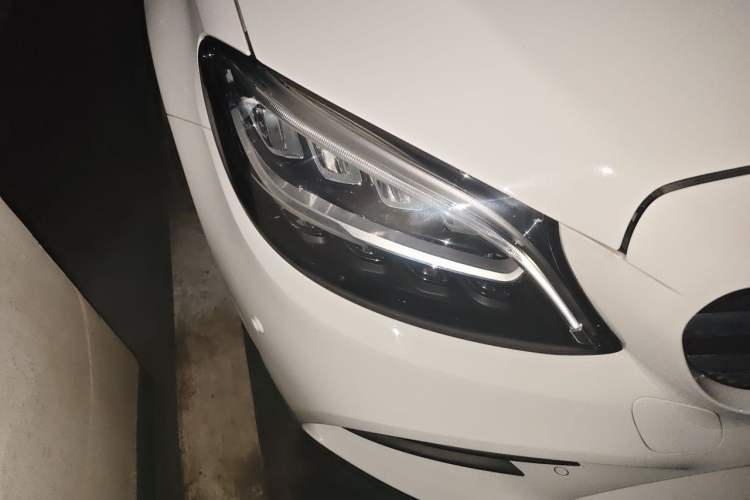 Used Mercedes-Benz C-Class 2020 Restyled C 260 Sport Edition Right Front Headlight