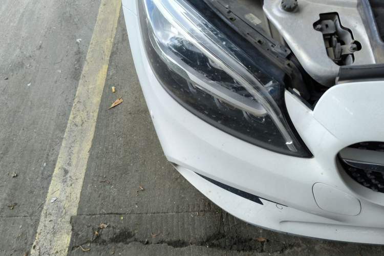 Used Mercedes-Benz C-Class 2020 C 200 L Fashion Edition Sport Version Right Front Headlight
