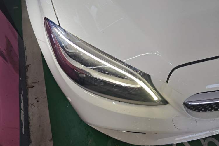 Used Mercedes-Benz C-Class 2020 C 200 L Fashion Edition Sport Version Right Front Headlight