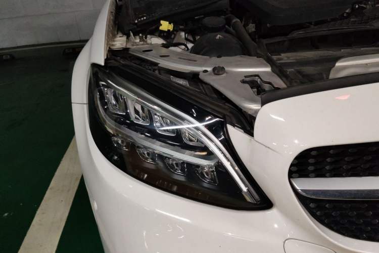 Used Mercedes-Benz C-Class 2020 Restyled C 260 L Sport Edition Right Front Headlight