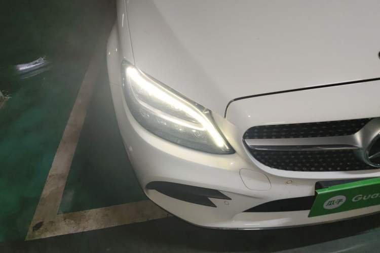 Used Mercedes-Benz C-Class 2020 C 200 L Fashion Edition Sport Version Right Front Headlight