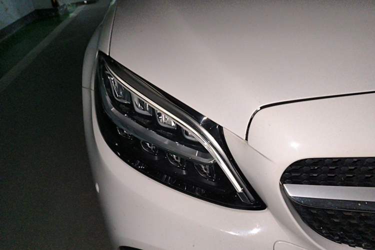 Used Mercedes-Benz C-Class 2020 Restyled C 200 L Fashion Edition Sport Version Right Front Headlight
