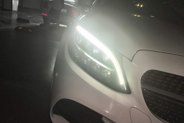 Used Mercedes-Benz C-Class 2020 C 260 L Sport Edition Right Front Headlight
