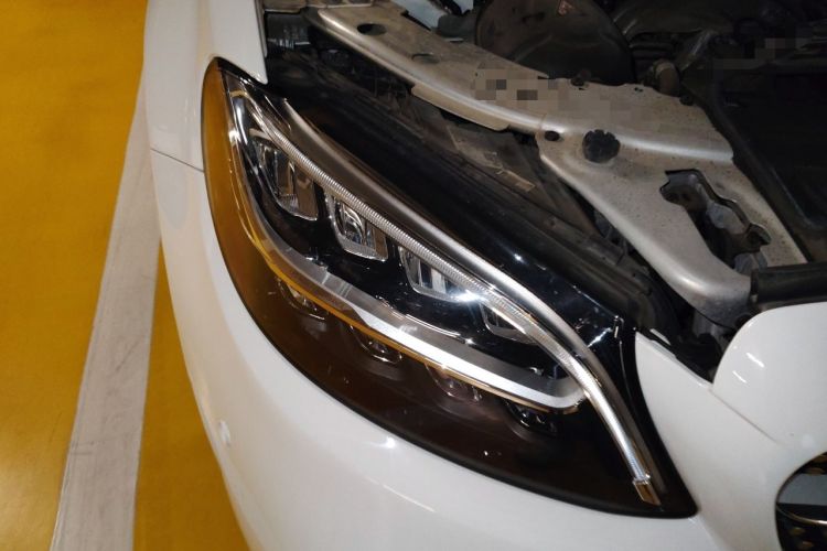 Used Mercedes-Benz C-Class 2020 C 200 L Fashion Edition Sport Version Right Front Headlight