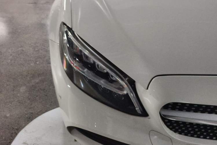 Used Mercedes-Benz C-Class 2020 Restyled C 200 L Fashion Edition Sport Version Right Front Headlight